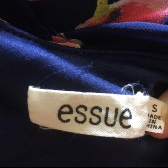 Essue Floral Blouse - Navy and Pink - Picture 2 of 5